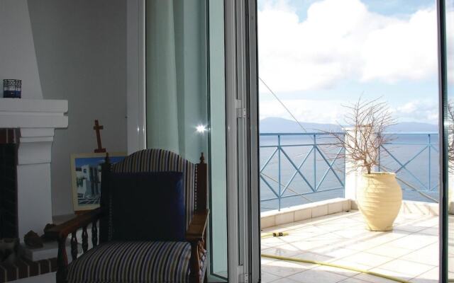 Amazing Home in Mantineia Messinia With Wifi and 3 Bedrooms