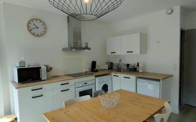 Appartement Cauterets, 1 pièce, 4 personnes - FR-1-234-242