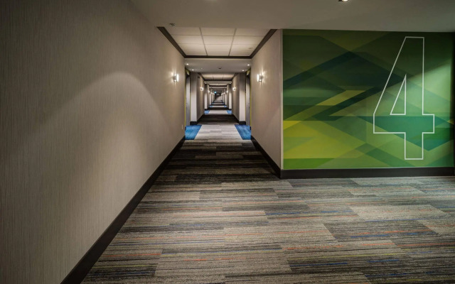 Holiday Inn Express & Suites West Edmonton - Mall Area by IHG