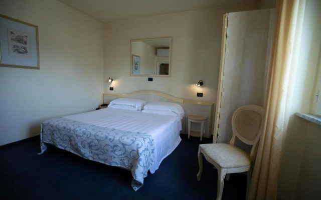 Hotel London
