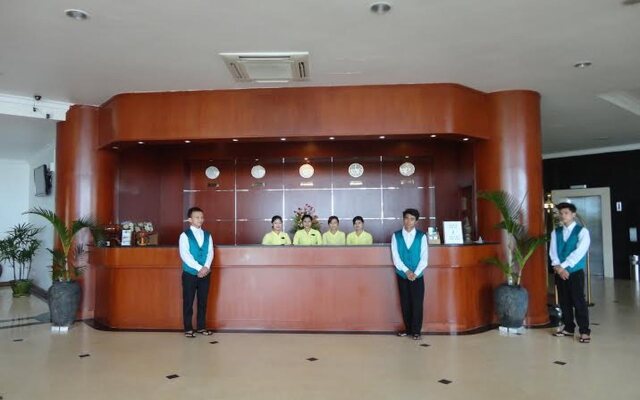 Mawlamyaing Strand Hotel