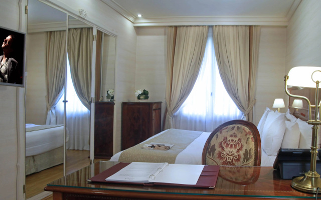 Melia Recoleta Plaza