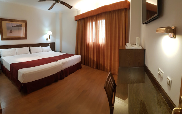 Senator Cádiz Spa Hotel