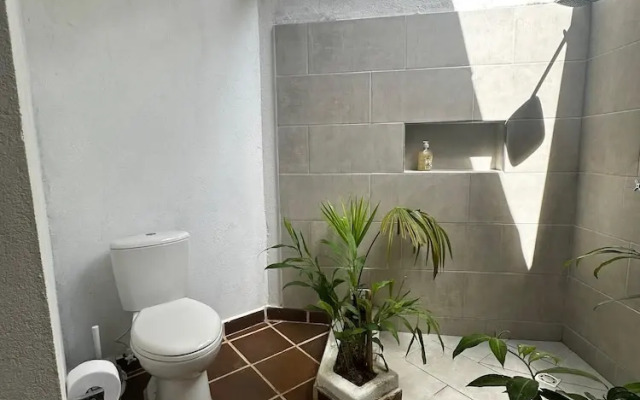 Pacific Waves Hostel & Surf