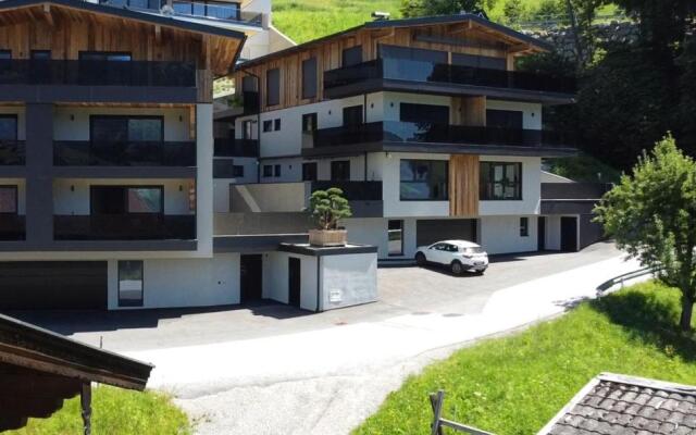 Grand Alpin Panorama Lodge Top 4