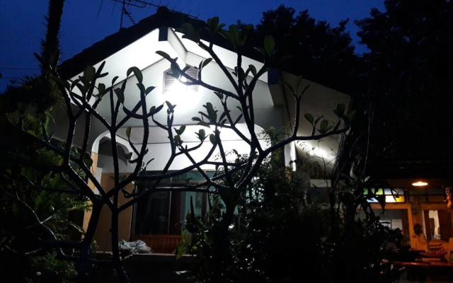 Baan Hotelier Resort