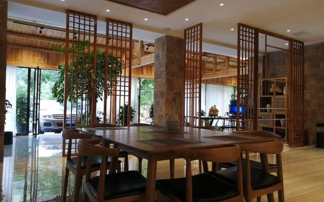 Artistic Conception Yard