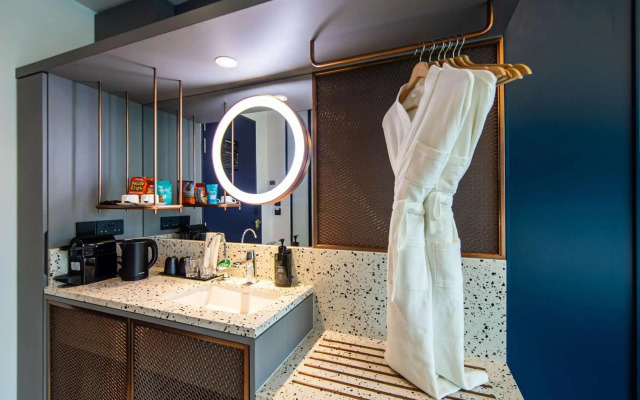 Hotel Faber Park Singapore - Handwritten Collection