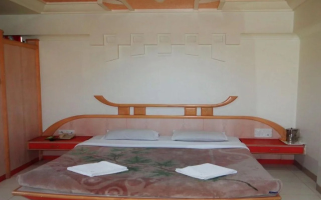 Shiv Sai Palace