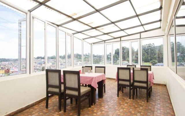 Fabhotel Sholas Residency I