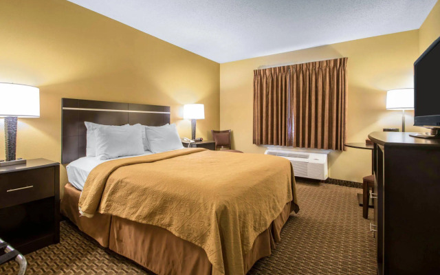 Quality Inn & Suites Sun Prairie Madison East