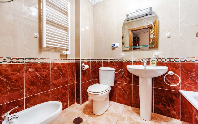 Apartment Cesar Canovas Girada 3