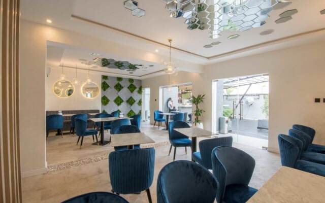 The Corniche Hotel
