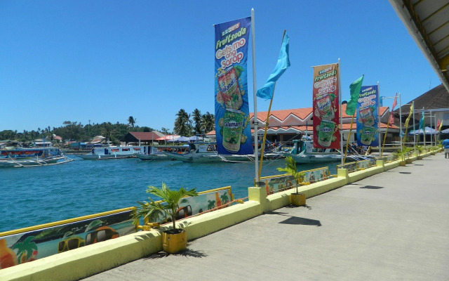 Shore Time Hotel Annex