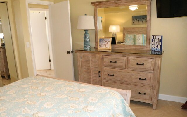 Jamaica Royale 501 - 3 Br Condo