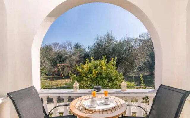 Lamda Apartment II by Estia