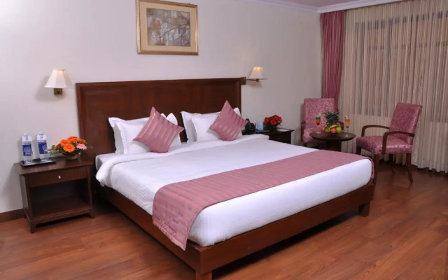 Le Lac Sarovar Portico Ranchi