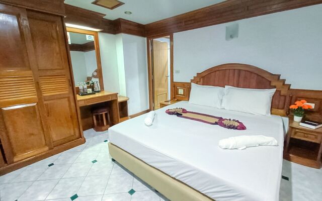 Hack Patong Beach Hotel