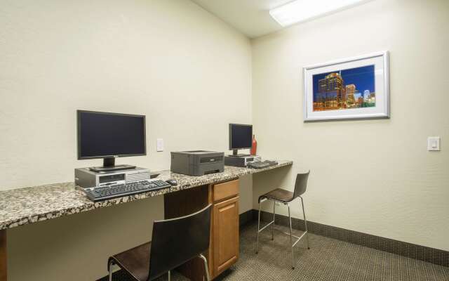 La Quinta Inn & Suites by Wyndham Conference Center Prescott