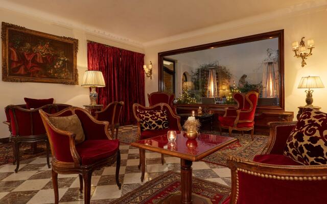 Hotel Regina Louvre