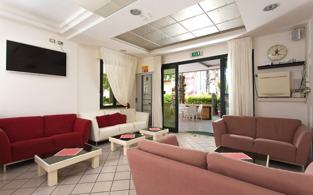 Kristalex Pet Friends Hotel