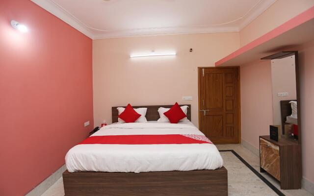 OYO Flagship 28138 Padma Resort