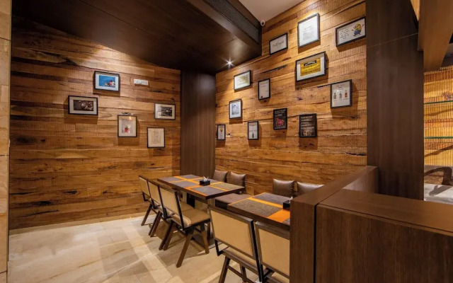 Hotel Laxvas- The Business Hotel