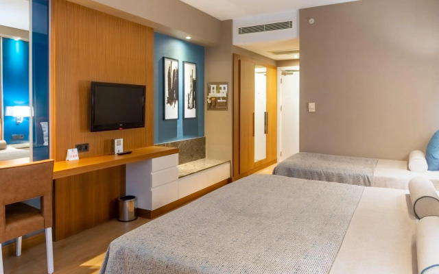 Baia Lara Hotel