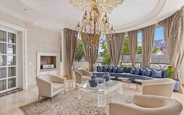 The White House in Sandton
