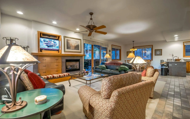 Waterford by Retreatia