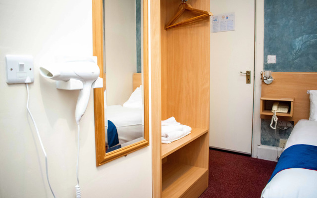 Royal Square Hotel - BHX & NEC