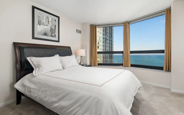 Luxury Suites At North Harbor Tower
