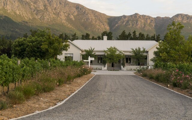 Cape Vue Country House