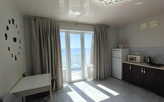 Holiday (Холидей)