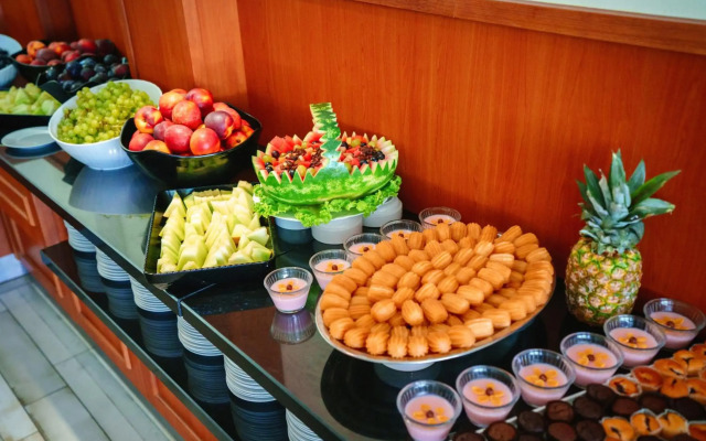 Perla Plaza Hotel