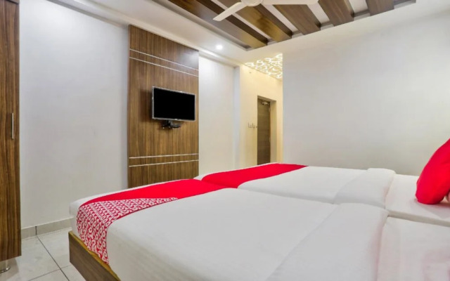 Hotel St Anne's By OYO Rooms