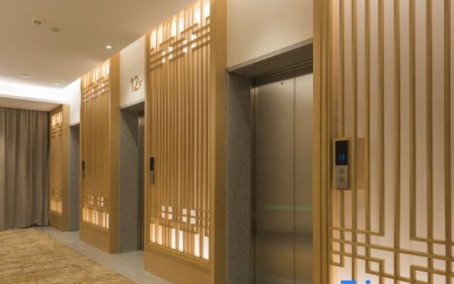 ZhuJi MuChen Hotel (YongLi Square Store)