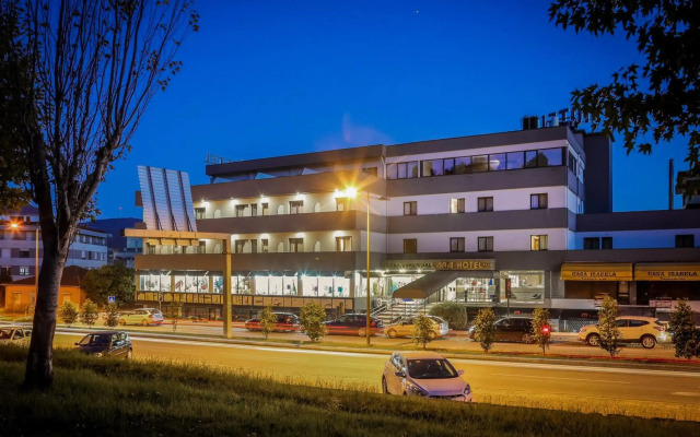 Hotel Lara