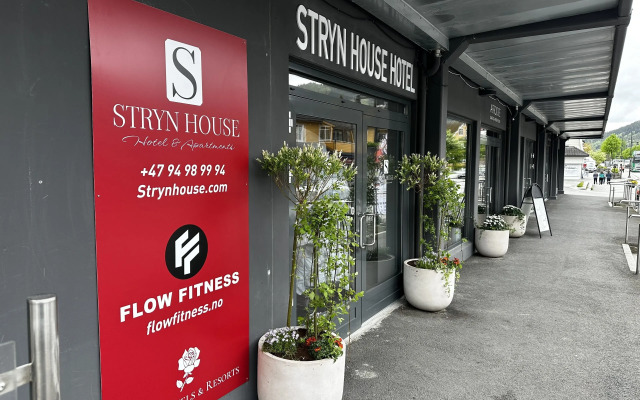 Stryn House Apartments & Hotel