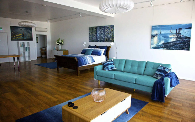 Penguin Beachfront Apartments