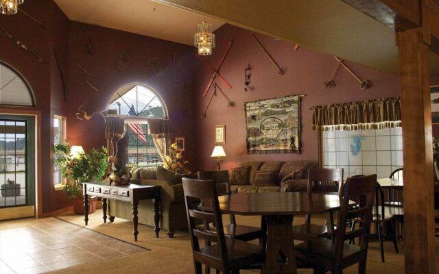 FairBridge Inn & Suites Kellogg