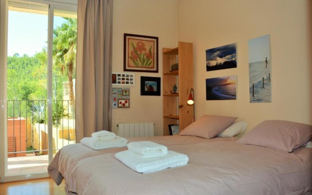 Villa Sitges Maria Sunny Oriented SW AC Confortable High Quality 5 star guest coments