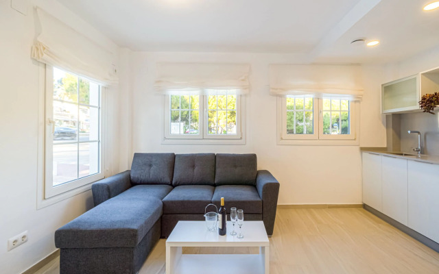 Inviting holiday home in Moraira near the sea