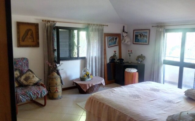 Appartamento In Villa Vicino Al Mare