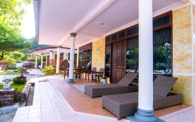 Tanjung Pesona Beach Resort & Spa
