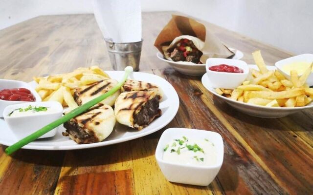 Klix HostelLima - Adults Only