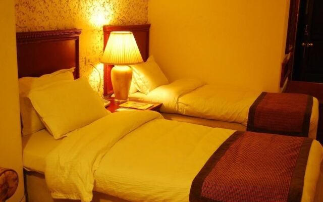Mohan Hotel