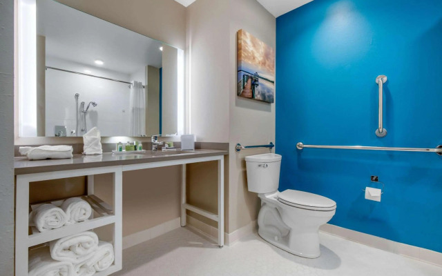 DoubleTree by Hilton Summerville Nexton