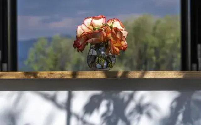 Guanlan Seaview yard Inn(Longkan Wharf Branch)