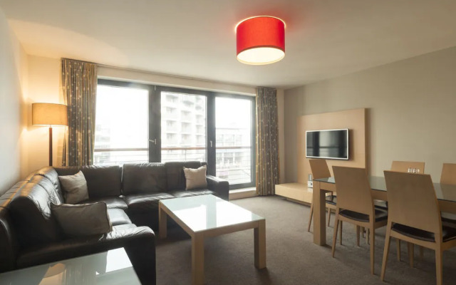 Fountain Court Apartments - EQ2